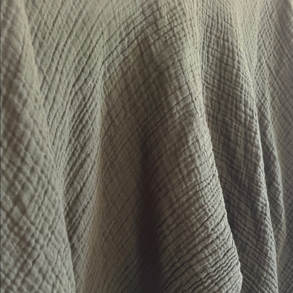 Cotton Muslin Butterfly top - Picture 7 of 7